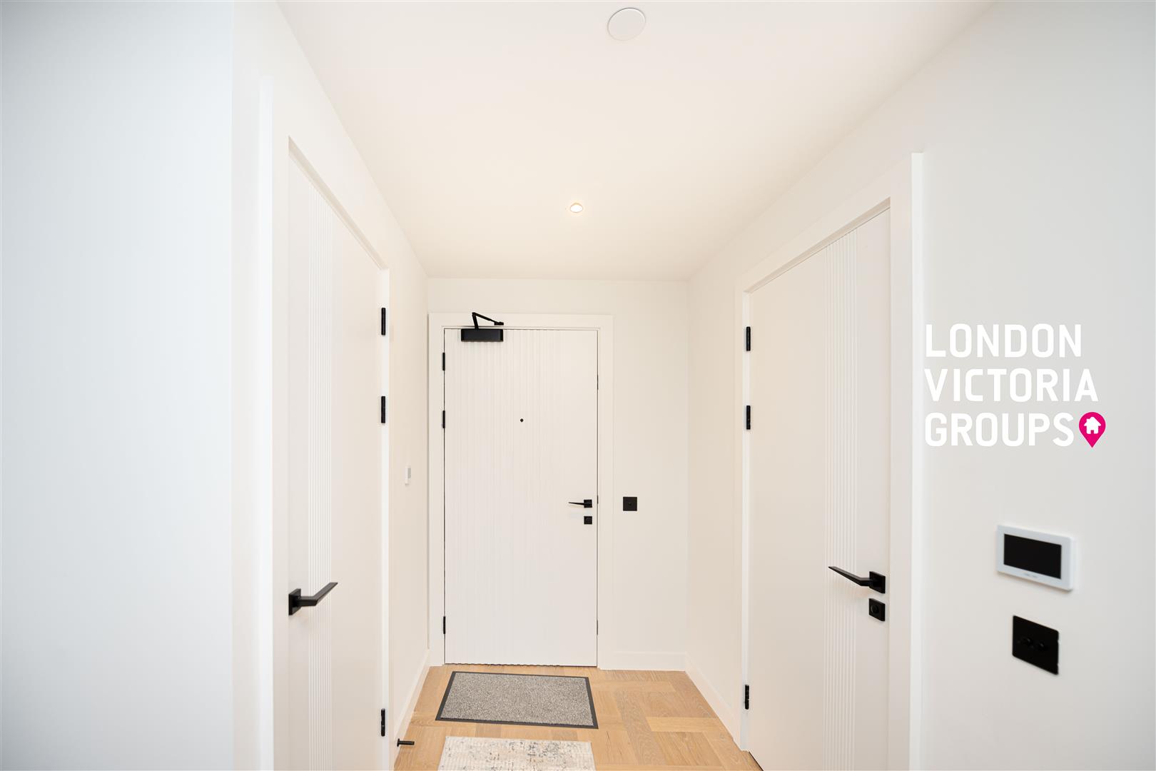 2 Merino Gardens, London